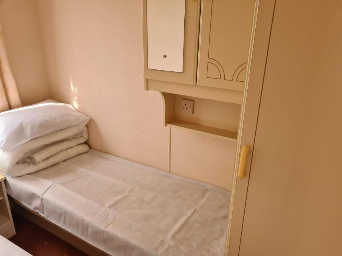 Апартаменты 6 Berth Promenade Инголдмелс Экстерьер фото